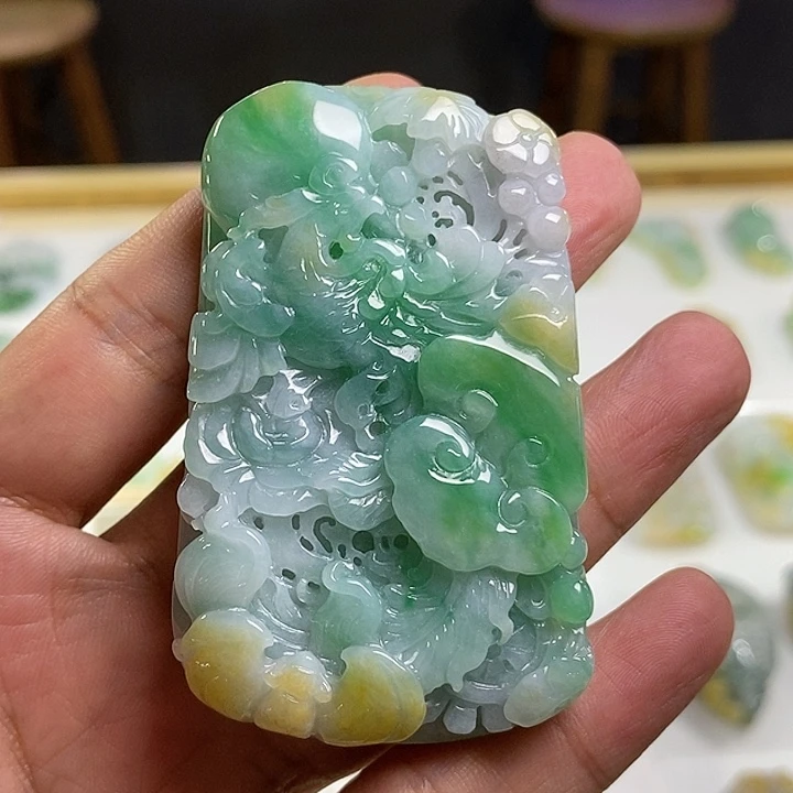 翡翠未镶嵌颈饰凤凰11111111111