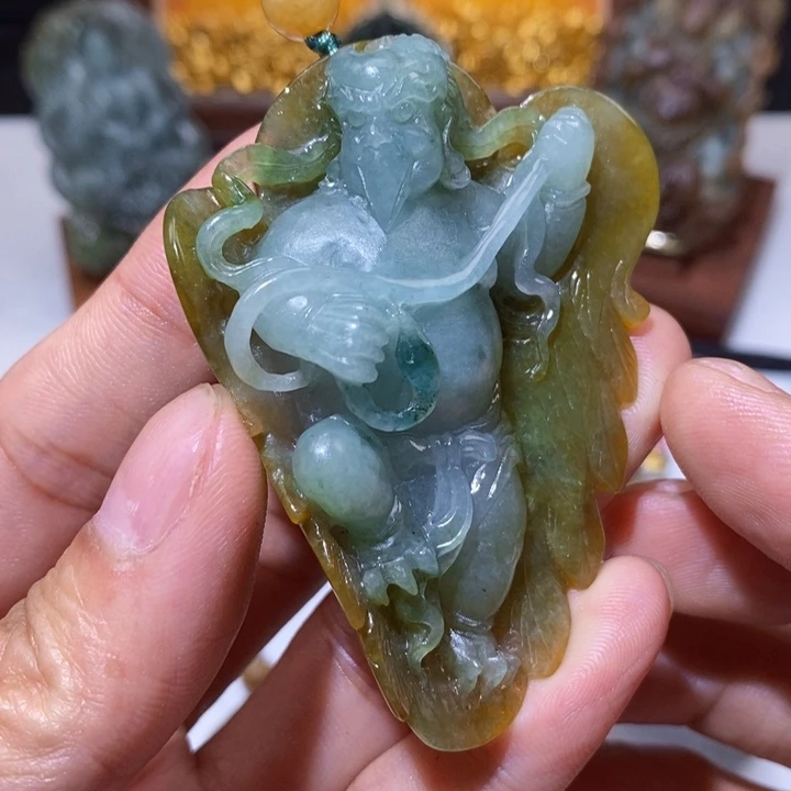 定制翡翠未镶嵌金翅大鹏