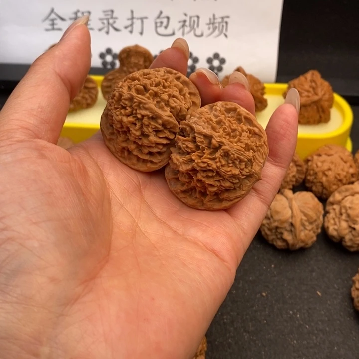 文玩把件满天星狮子头