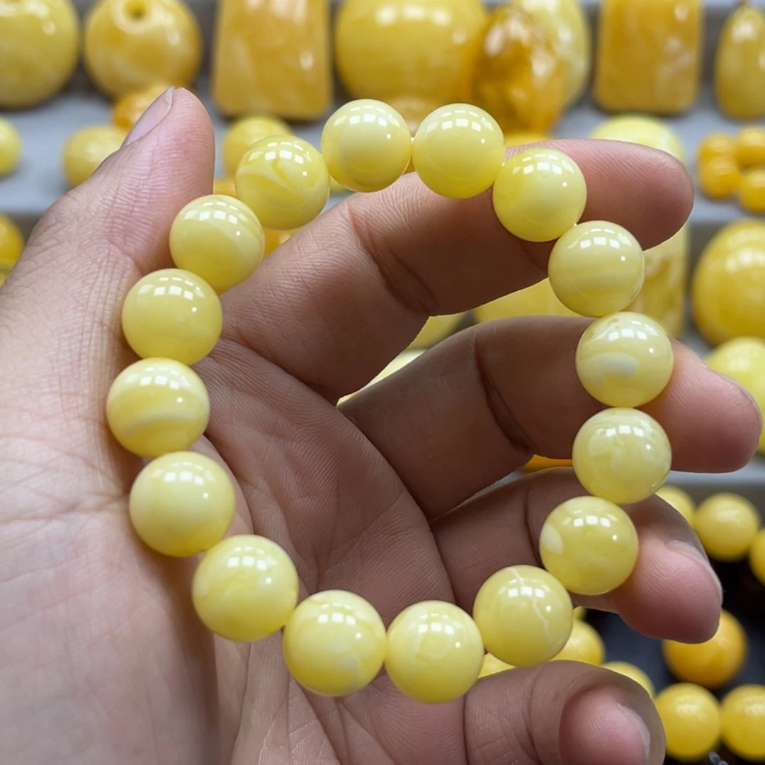 蜜蜡未镶嵌珠宝奇石