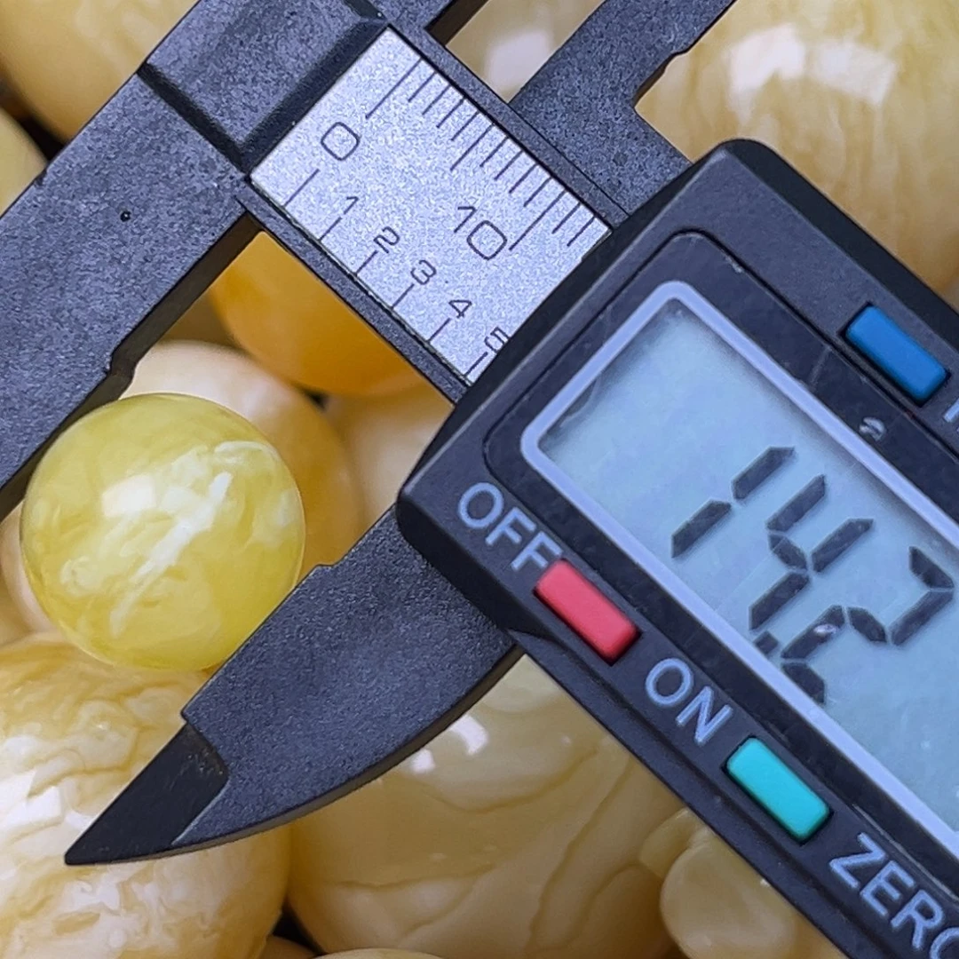 裸石蜜蜡未镶嵌…