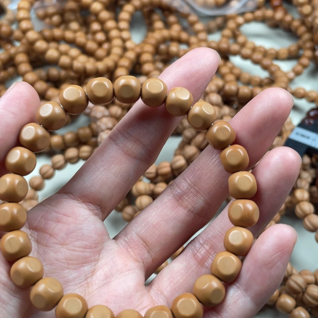 猴头核桃手串全品走色8.1左右六方