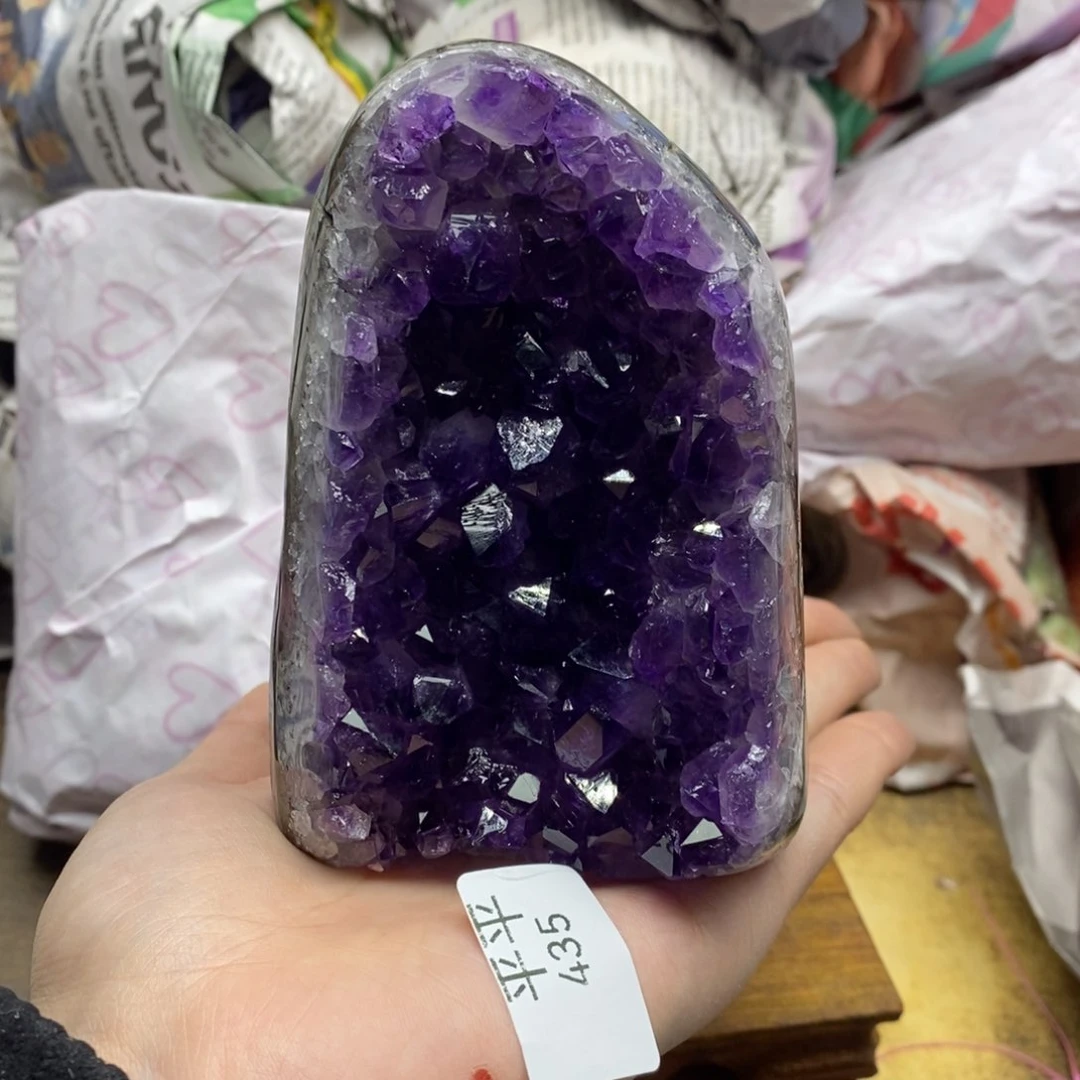 紫晶乌拉圭未镶嵌