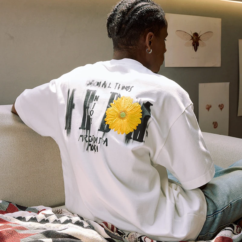 专属MEDM24SS斑驳Logo立体花卉刺绣短袖T恤夏季休闲设计感体恤