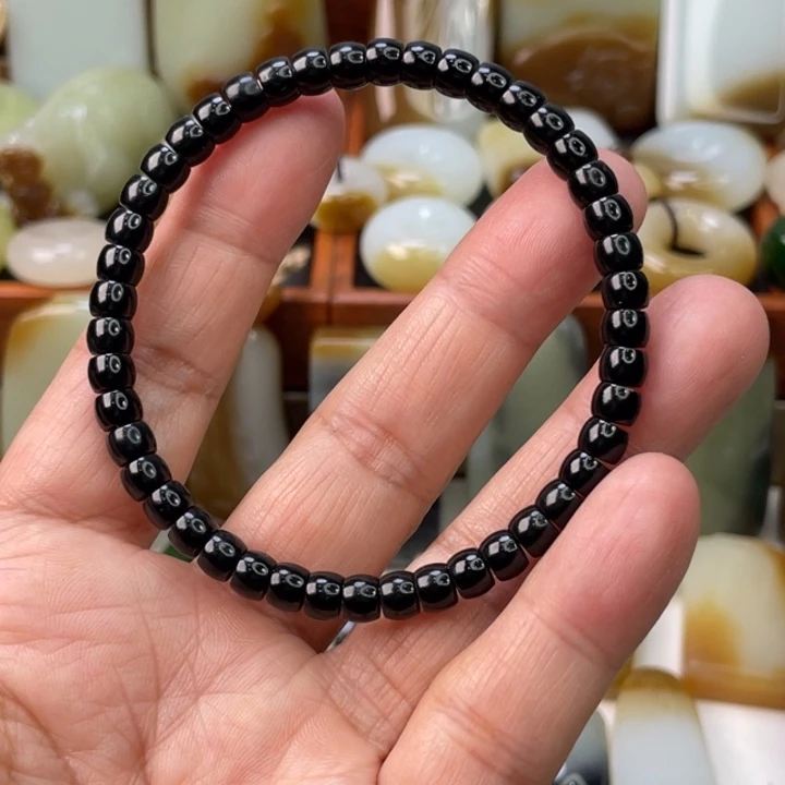 和田玉未镶嵌手链卡六