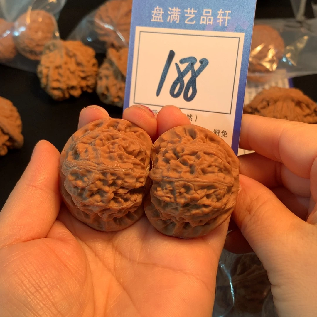 文玩核桃把件188宫灯4.3