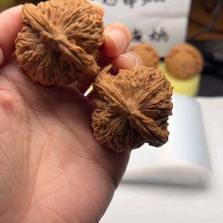 吊坠文玩核桃南疆44