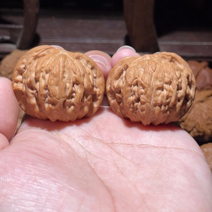 吊坠文玩核桃42磨盘弯刀