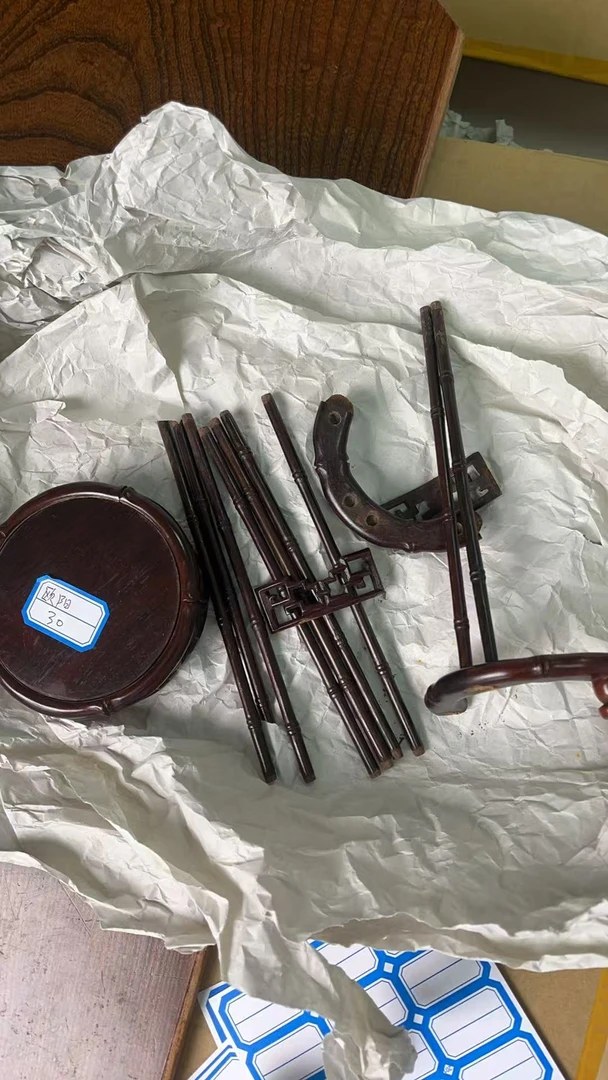 日瓷回流黑色摆件