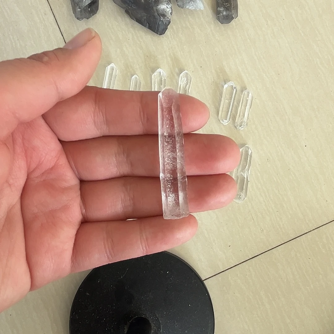L***凛珠宝半成品未镶嵌水晶