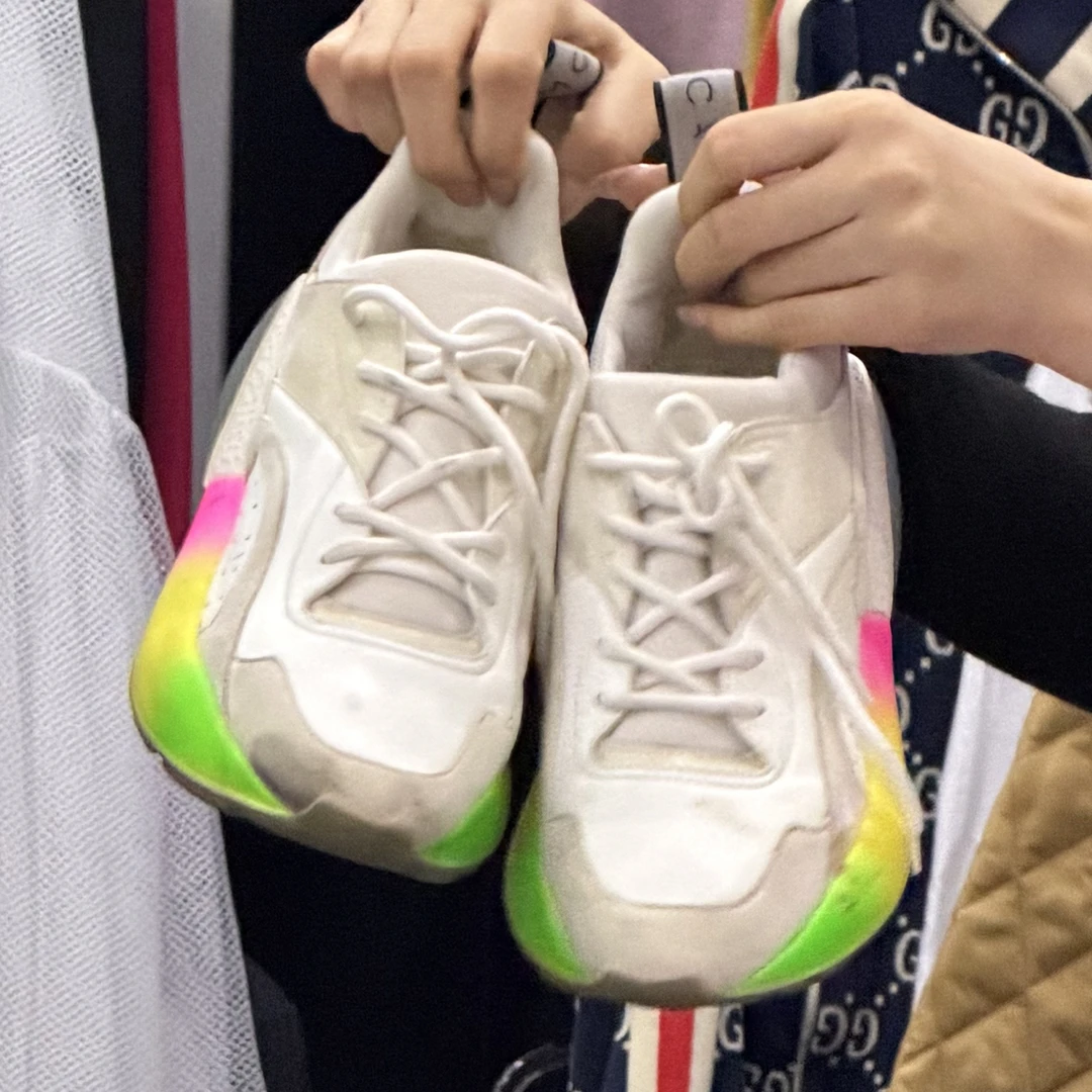 95新 Alexander McQueen/亚历山大·麦昆 路易威登运动鞋不退换