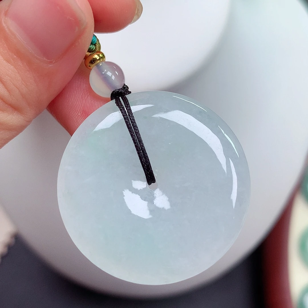 翡翠未镶嵌颈饰平安扣 32.8x5.6mm