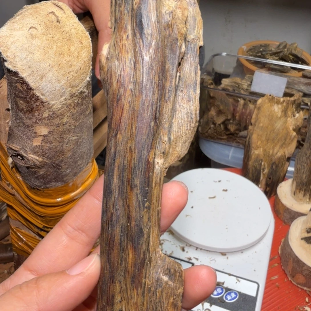 白奇沉香块料沉香