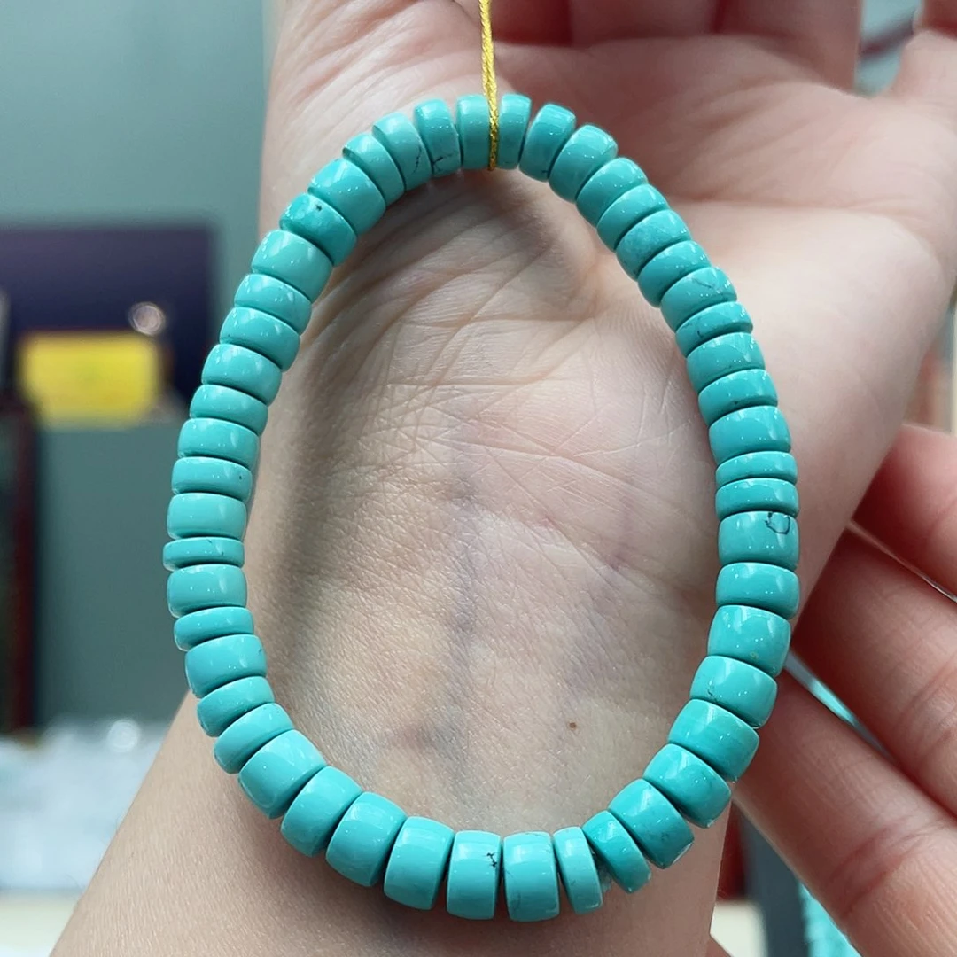 绿松石颈饰未镶嵌