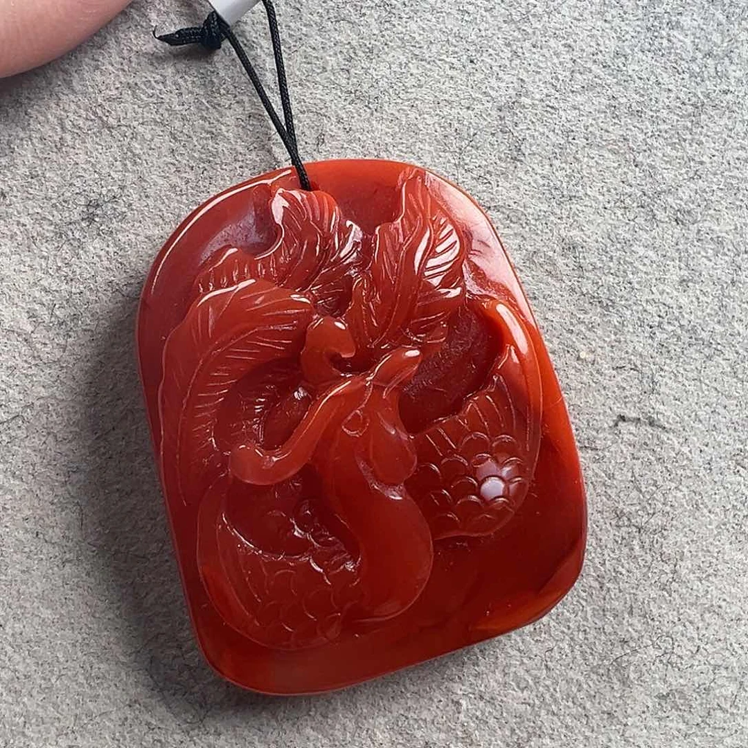 南红玛瑙吊坠未镶嵌