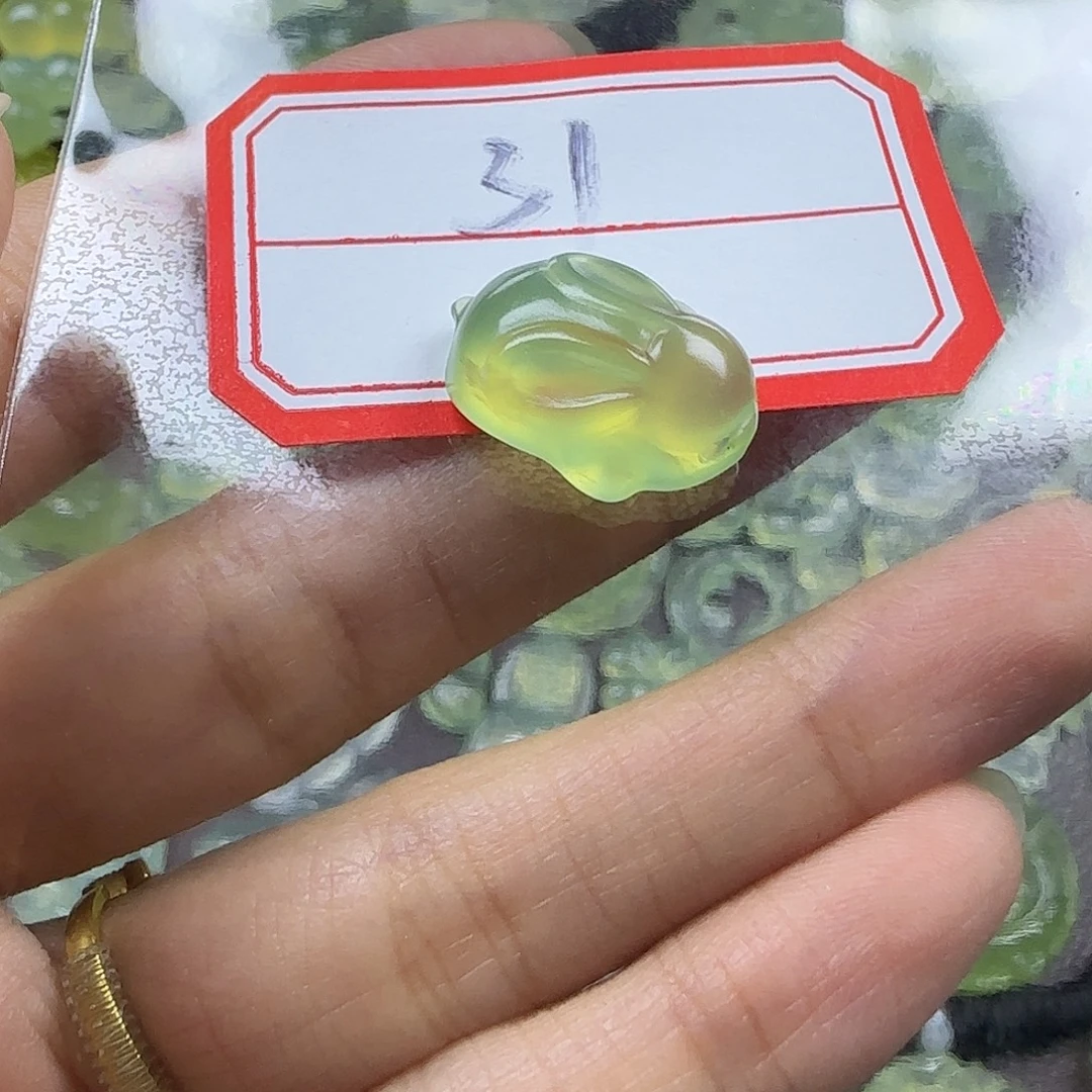 吉***风蛇纹石玉未镶嵌颈饰