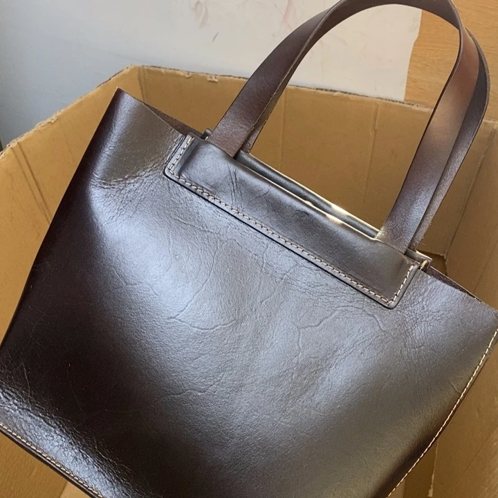 头层牛皮瑕疵托特包