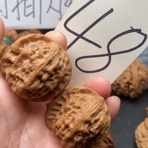 桃核吊坠38全品野狼