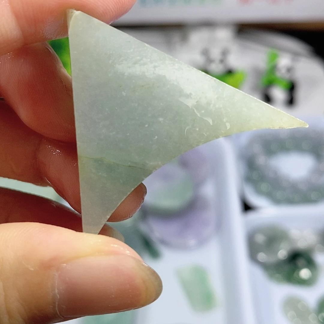 翡翠裸石翡翠边角