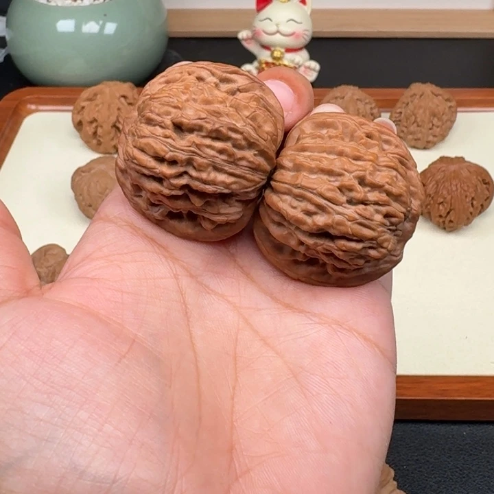 文玩核桃把件全品汉高楼39