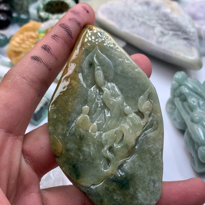 翡翠未镶嵌颈饰保真天然a货翡翠