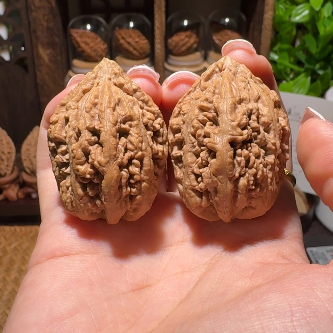 文玩核桃把件豆粒塔