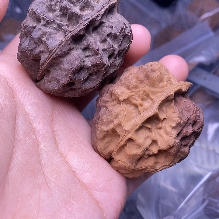 文玩核桃把件   85