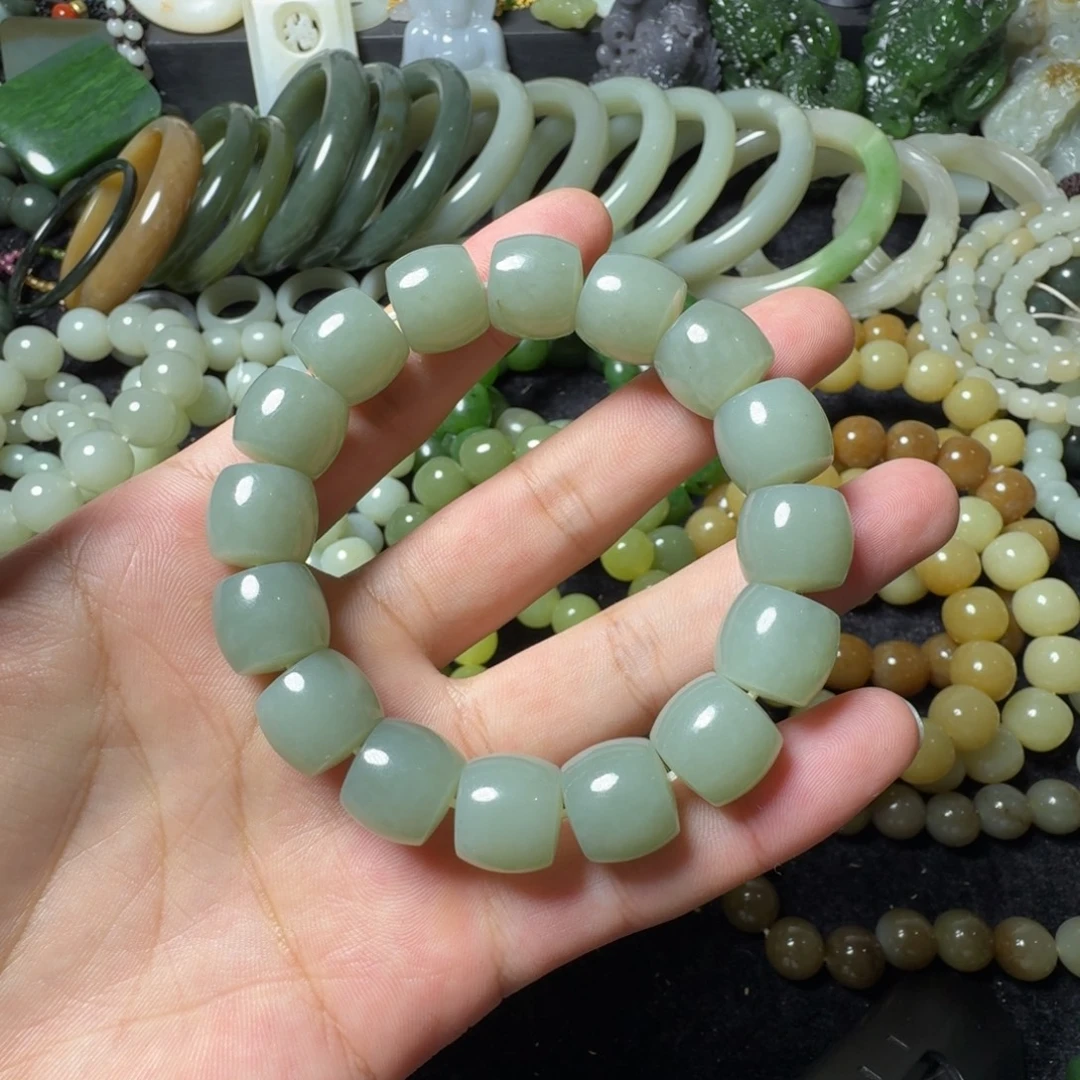 和田玉未镶嵌手串