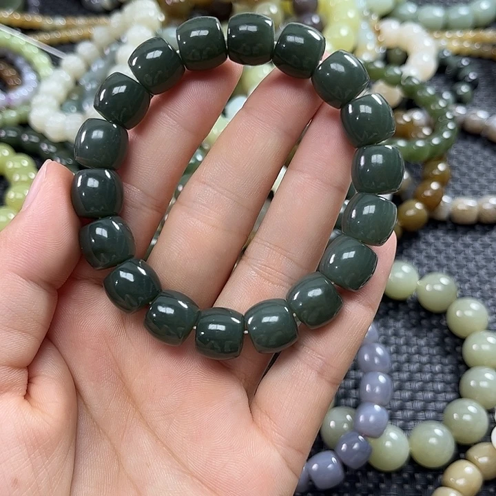 手链未镶嵌和田玉