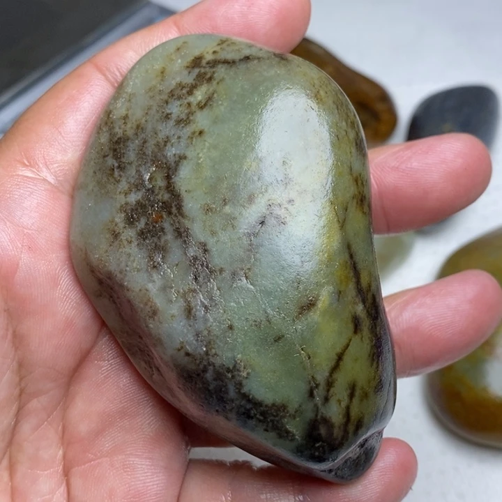 和田玉（糖玉）未镶嵌颈饰