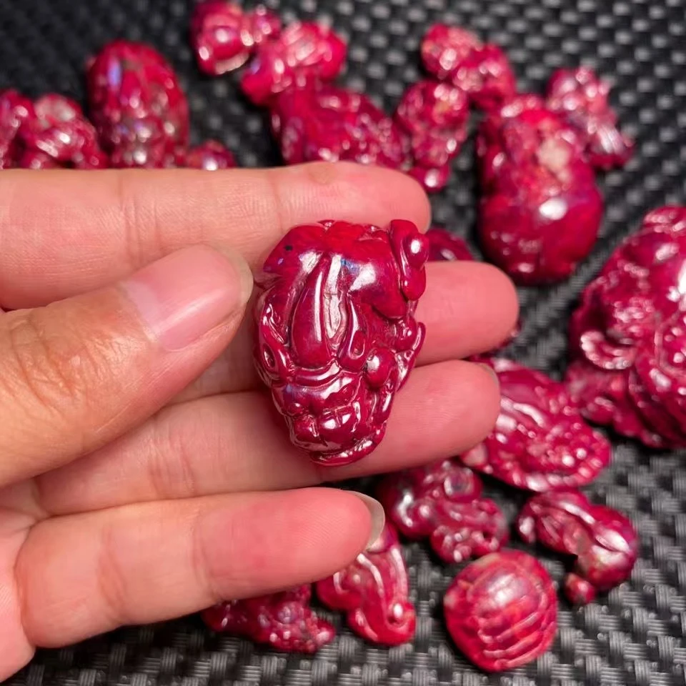 天然辰砂【直播间现拍链接】万山原矿朱砂天然精品雕刻件