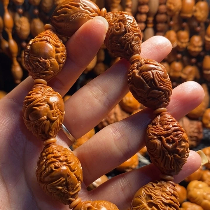 吊坠橄榄核整身钟馗