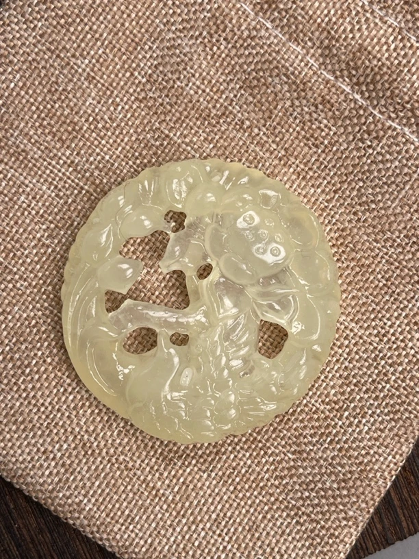 岫玉喜上眉梢吊坠 挂件