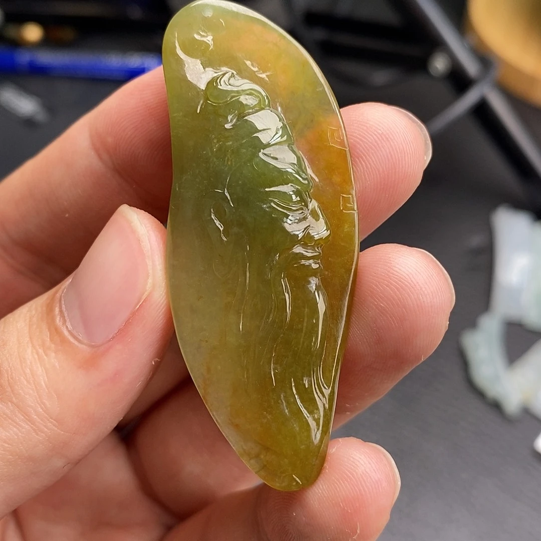 未镶嵌定制翡翠关公