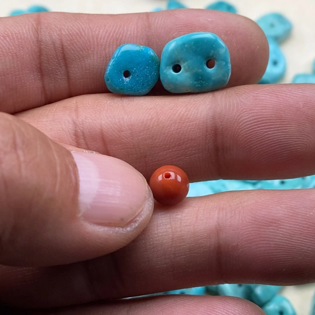 粉***兔南红玛瑙未镶嵌珠宝半成品