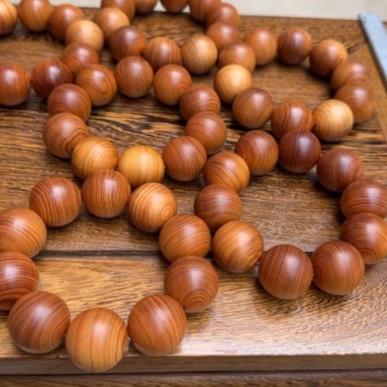 柏木（崖柏）全陈化老料把件串2.5串发一条