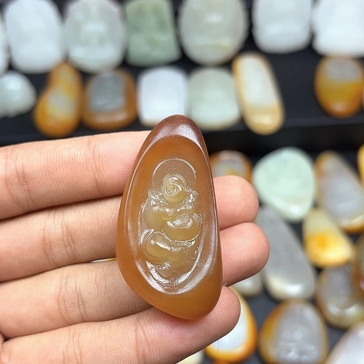 *****颈饰未镶嵌和田玉