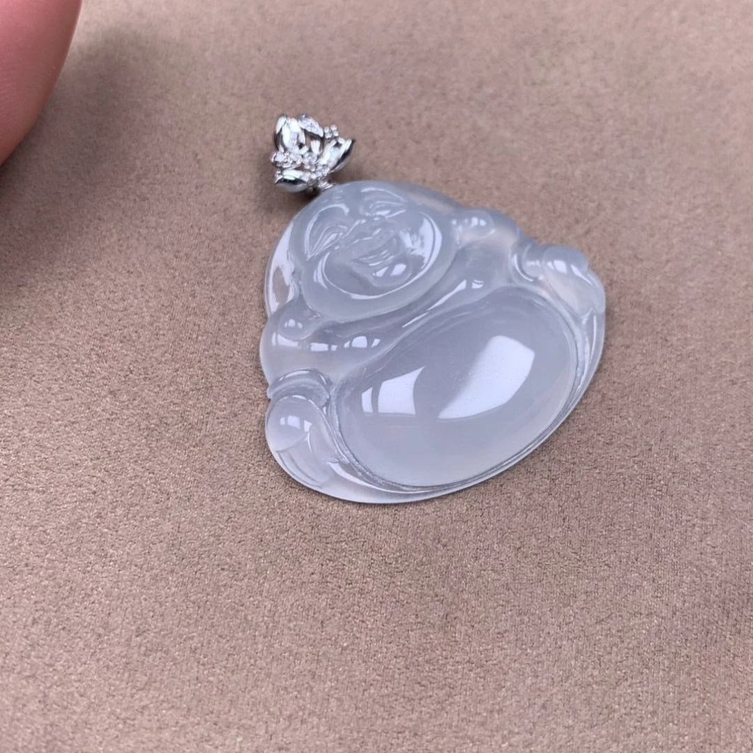 翡翠18K金镶嵌颈饰缅甸翡翠