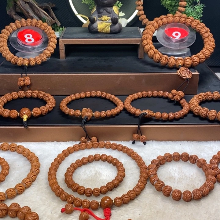 桃核吊坠无**为秦岭龙纹