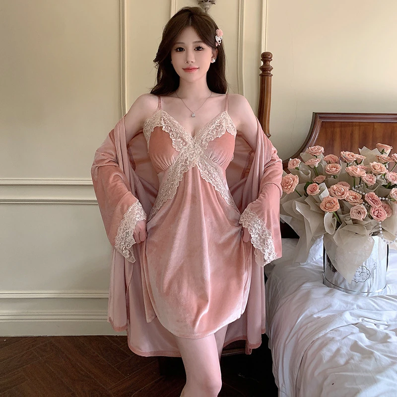 C【耳鬓厮磨】秋冬新品金丝绒吊带睡衣 带胸垫女式纯欲性感睡衣143