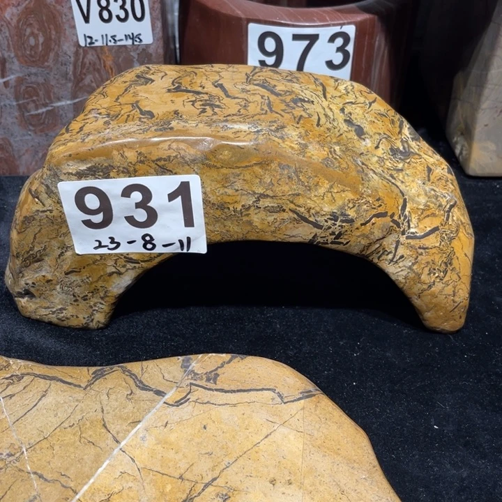 新***）黄色过桥黄色灵璧石