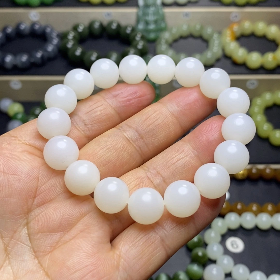 和田玉未镶嵌手串