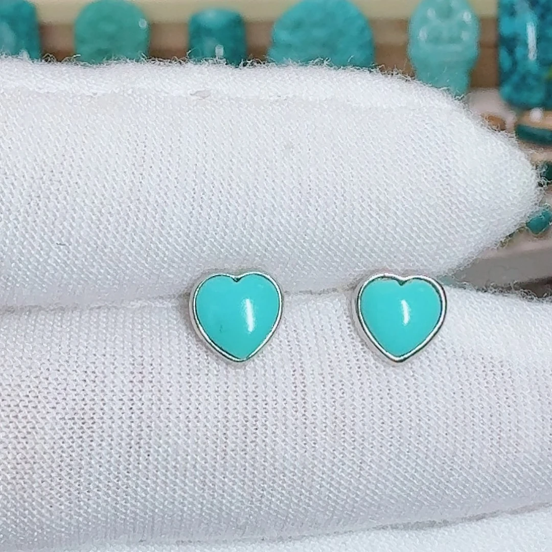 绿松石银S925镶嵌珠宝奇石简约爱心耳钉