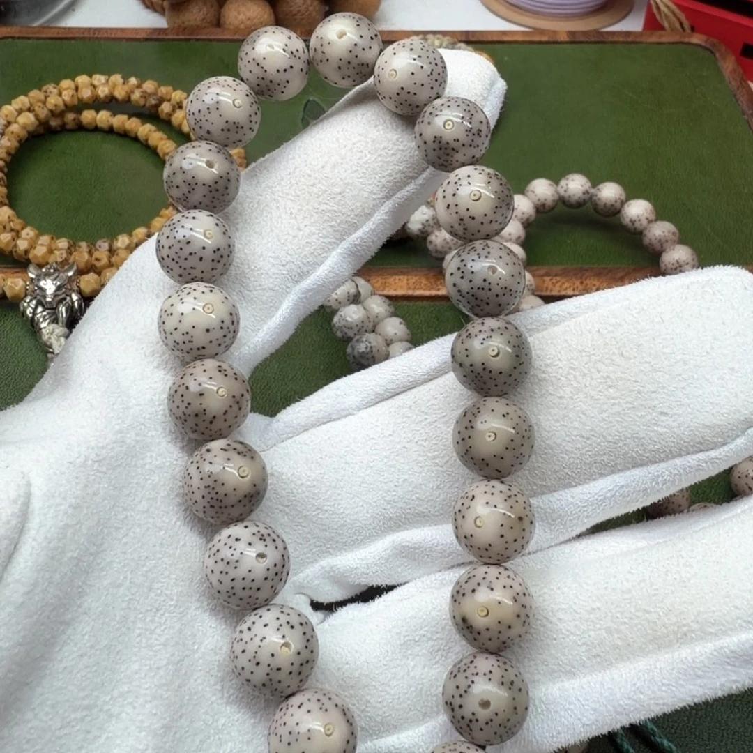 星月菩提吊坠11圆手持双金标