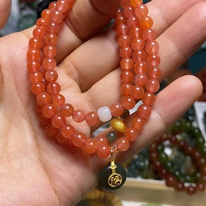 吊坠(赠链)未镶嵌翡翠