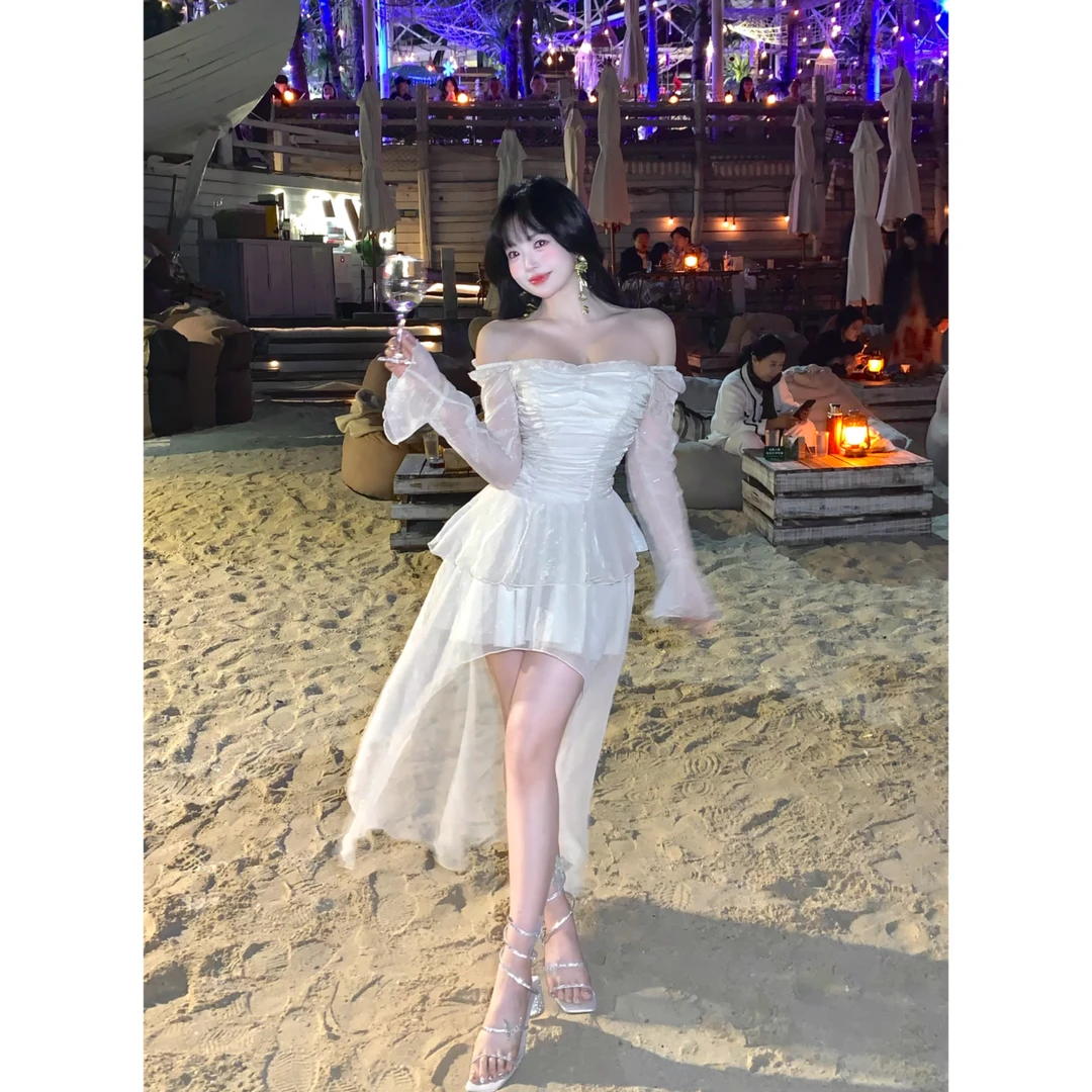 清清萌面侠芝士【矜贵女主】方领仙气收腰不规则裙摆连衣裙 4932