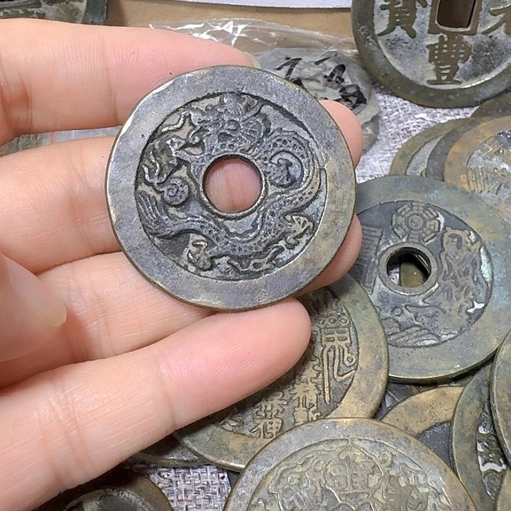 终***。铜现代工艺品花钱