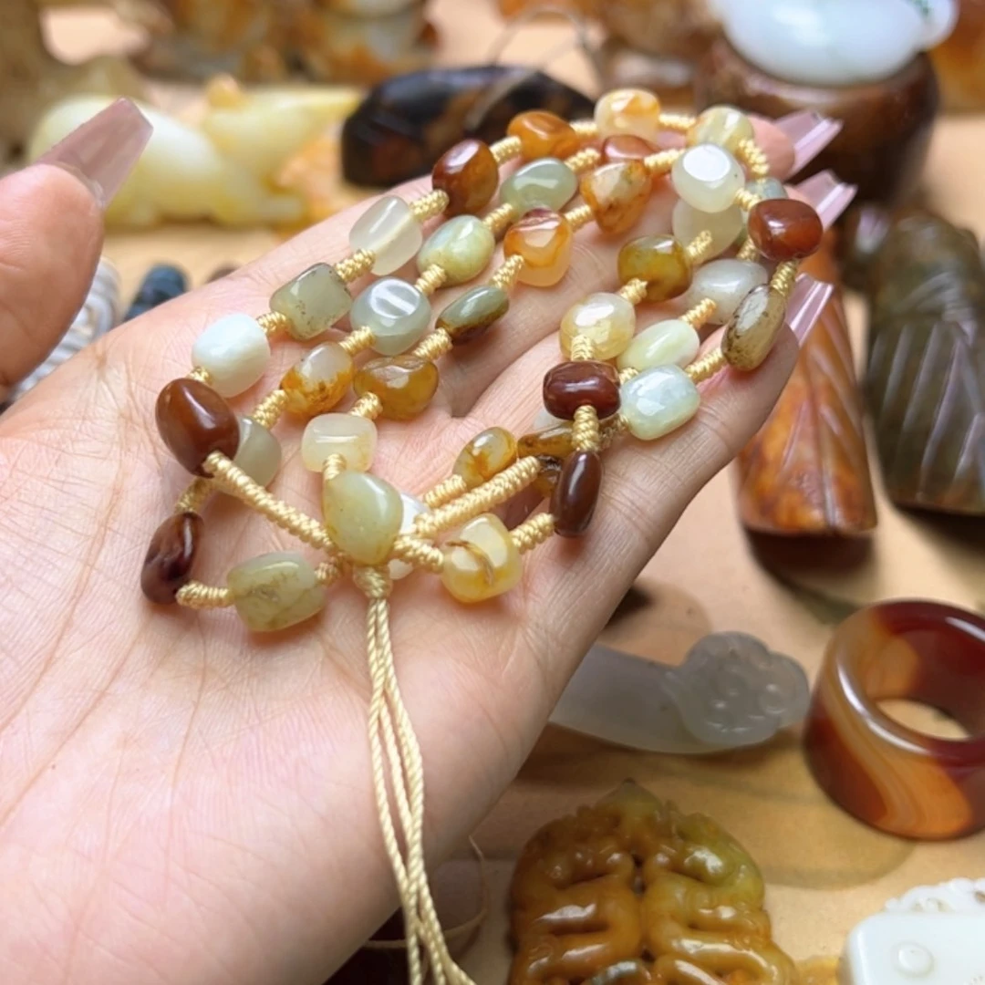 【闪购商品】蛇纹石玉颈饰未镶嵌