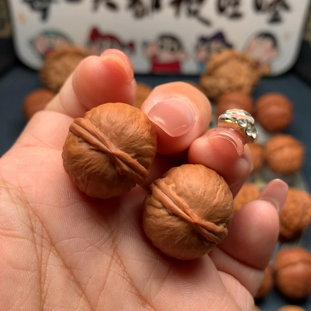 文玩核桃把件金豆子