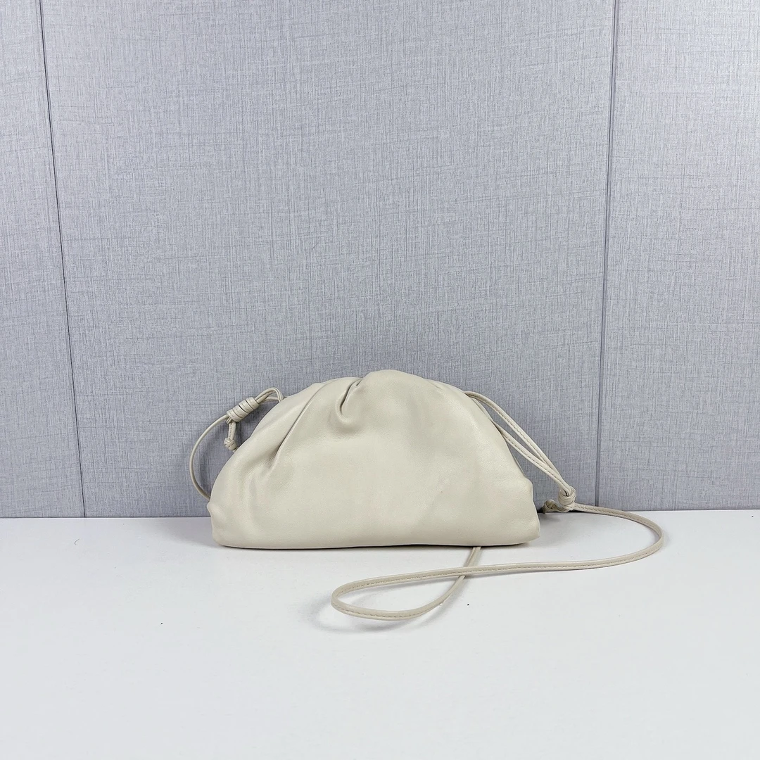99新 BOTTEGA VENETA/葆蝶家  葆蝶家/Bottega Veneta  云朵包